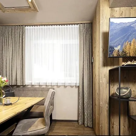 For 3 People In Apartment